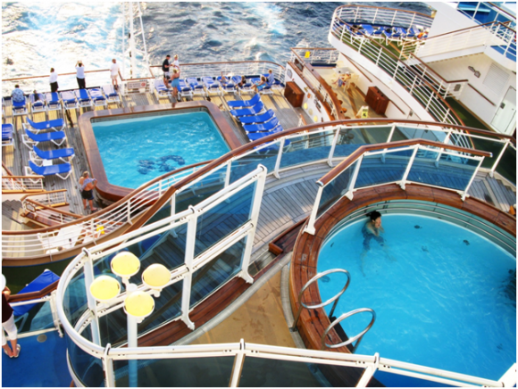 Luxury Cruises (Creative Commons)